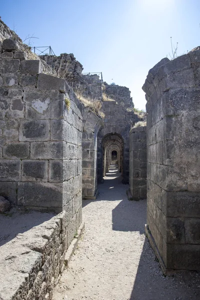 Bergama şehir antik bir tapınak kalıntıları.