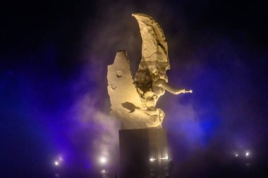 Jingyuetan Ulusal Orman Parkı gece görünümü, Changchun, Çin 