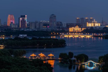 Nanhu Park, Changchun, Çin gece görünümü