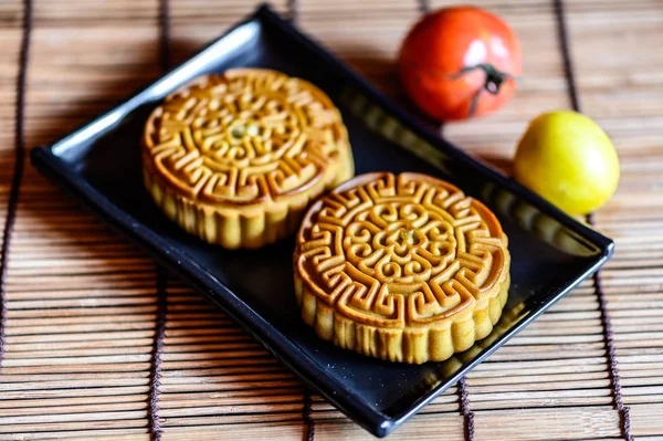 Mid-Autumn Festival and Mooncake