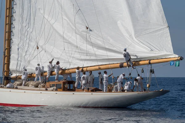 Imperia Italië September 2018 Bemanningsleden Aan Boord Van Zeilboot Tijdens — Stockfoto