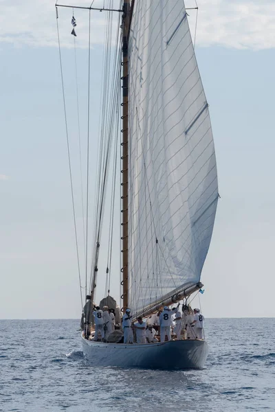 Imperia Italien September 2018 Besättningsmedlemmar Ombord Segelbåt Racing Paneray Classic — Stockfoto