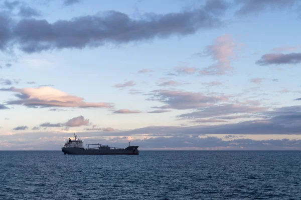 Mittelmeer Italien Frachtschiff Bewegt Sich — Stockfoto