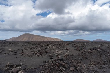 Kayalık volkanik manzara, Lanzarote, Kanarya Adaları, İspanya