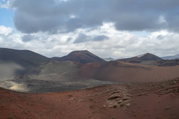 Wulkaniczny Krajobraz Montanas Del Fuego Park Narodowy Timanfaya Lanzarote Wyspy — Zdjęcie stockowe