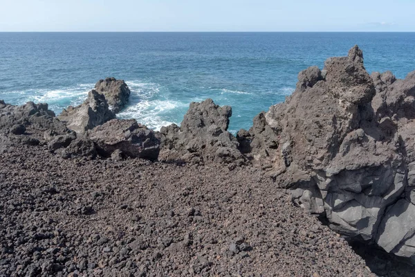 Mare Rocce Laviche Vulcaniche Sulla Costa Occidentale Los Hervideros Isola — Foto Stock