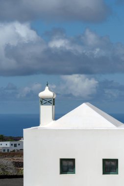 Tipik beyaz evin baca ile İspanya, Lanzarote, ayrıntı