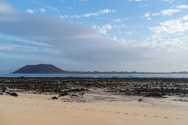 Wyspę Lobos Poranny Widok Plaży Corralejo Wyspie Fuerteventura Wyspy Kanaryjskie — Zdjęcie stockowe