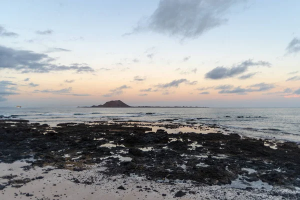 Isla Lobos Vista Nocturna Desde Playa Corralejo Fuerteventura Islas Canarias — Foto de Stock