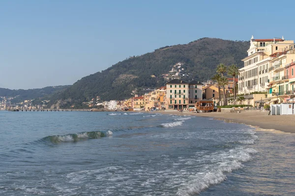 Alassio Talya Liguria Bölgesindeki Ünlü Turizm — Stok fotoğraf
