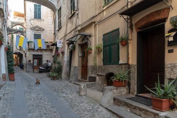 Italienische enge Straße — Stockfoto