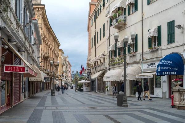 Vista de rua de Sanremo, Itália — Fotografia de Stock