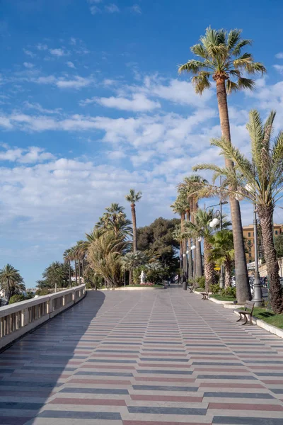 Promenade İmparatoriçe (Via Imperatrice), Sanremo, İtalya