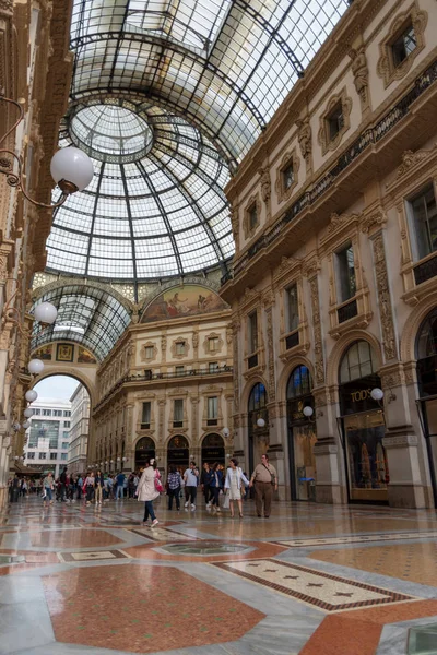 Milano, Vittorio Emanuele II foto - Stock-foto