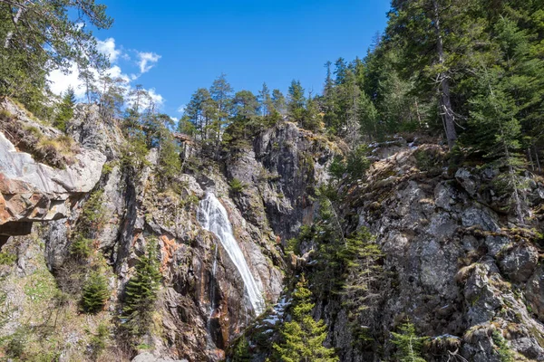 Waterval in de Franse Alpen, Mercantour Nationaal Park — Stockfoto