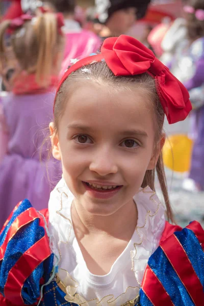 Meisje op carnaval — Stockfoto