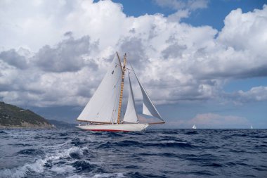 Klasik yelkenli yat