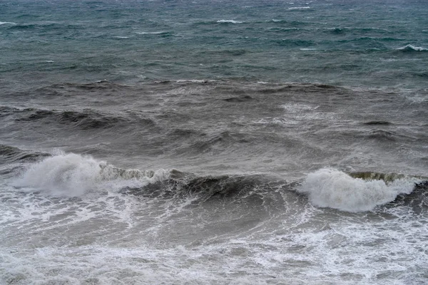 Κύματα Μια Άγρια Θάλασσα Στα Ανοικτά Των Ακτών Της Λιγουρίας — Φωτογραφία Αρχείου