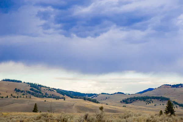 Mountains Yellowstone National Park Located States Wyoming Montana Idaho Este — Fotografia de Stock