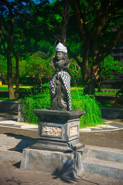 Estatua Histórica Indonesia Cerca Playa Isla Bali Indonesia Bali Una — Foto de Stock