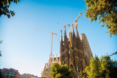Barselona, Ispanya-24 Kasım 2018: La Sagrada Familia 'nın inşaatı devam ediyor. Bu bir sanatçı Antoni Gaudi tarafından UNESCO Dünya Mirası site bölümünde.