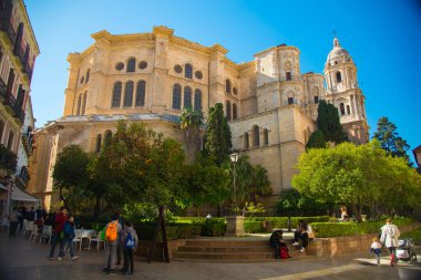 ANDALUSIA, İspanya - 6 Şubat 2019 - Malaga İspanya 'nın Granada kentinde bir şehirdir. La Malaga de Picaso olarak bilinir..