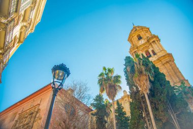 Malaga, İspanya 'da Granada eyaletinde yer alan bir şehirdir. La Malaga de Picaso olarak bilinir..