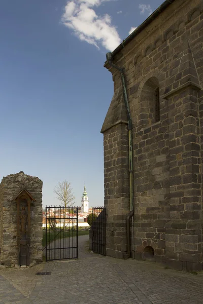 Bairro judeu velho e basílica em Trebic — Fotografia de Stock