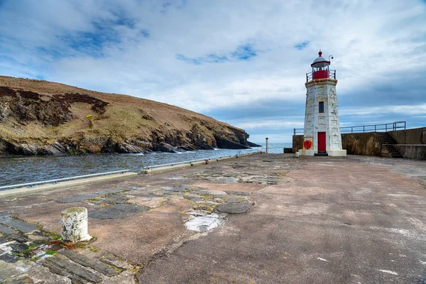 Faro Sul Porto Lybster Caithness Sulla Costa Orientale Della Scozia — Foto Stock