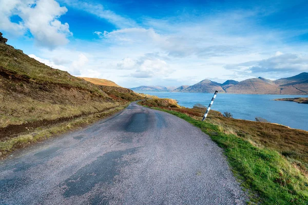 Camino Costa Isla Mull Cerca Acharonich Con Vistas Lago Keal —  Fotos de Stock