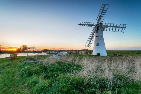 Sunset at Thurne Windmill — Stock Photo, Image