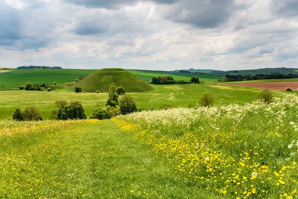 Silbury Hill en Wiltshire — Foto de Stock