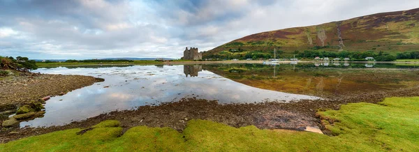 Arran Szigeten Skóciában Századi Kastélyra Nyíló Panorámás Kilátás Lochranza Dagályra — Stock Fotó