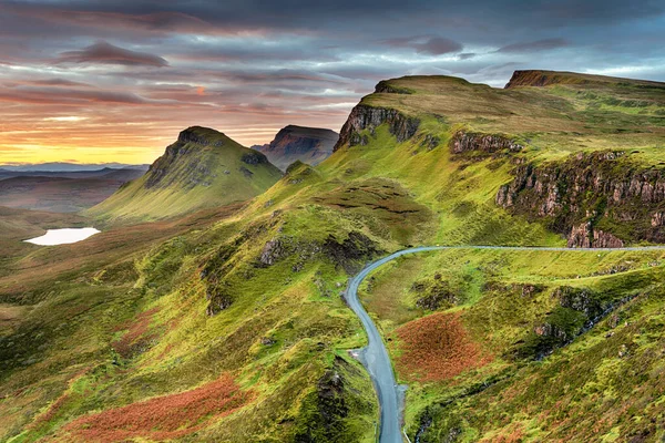 Jesienny Wschód Słońca Quiraing Najbardziej Północ Wysuniętym Szczycie Trotternish Wyspie — Zdjęcie stockowe