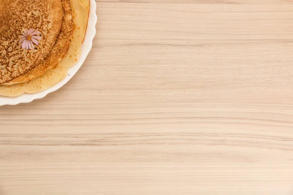 Pancakes Wooden Backround Messed Almond Cinnamon — Stock Photo, Image