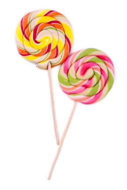 Beyaz arka plan üzerinde izole renkli lolipop. Stüdyo vurdu