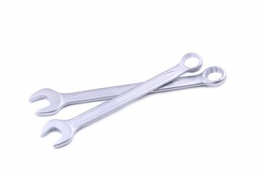 Beyaz arka planda izole onarım için kombinasyon anahtarları