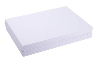 yığın beyaz izole kırpma yolu ile beyaz arka plan üzerinde kağıt