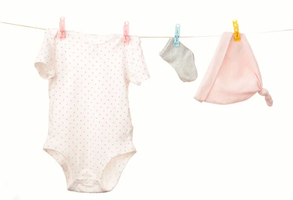 Vêtements Bébé Suspendus Sur Corde Linge Isolé Sur Blanc Vue — Photo