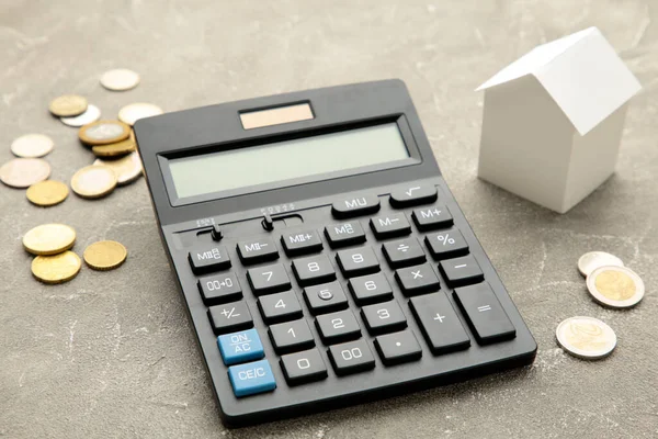 Maison Reposant Sur Concept Calculatrice Pour Calculatrice Hypothécaire Les Finances — Photo