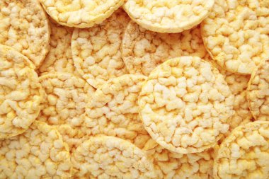 Mısır gevreği arkaplanı. Mısır krakerleri. Üst görünüm