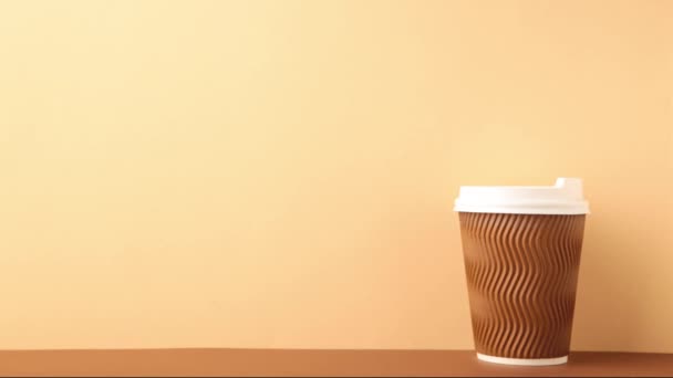 Много Одноразовых Чашек Кофе Чая Меняются Местами Хорошее Питание Кофейни — стоковое видео