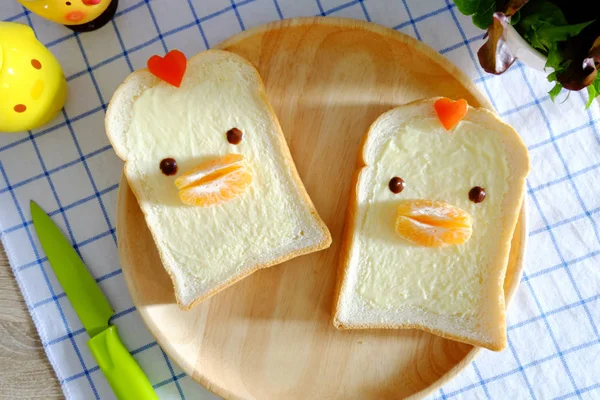 Cute chicken bread breakfast
