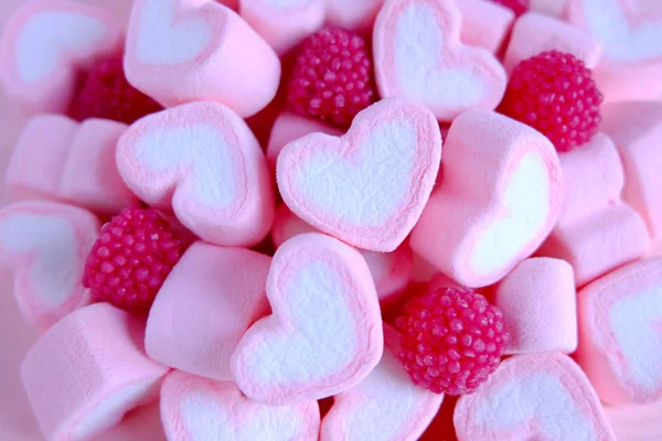 Rosa Marshmallow und Himbeergelee Gummihintergrund, Herz Mars — Stockfoto