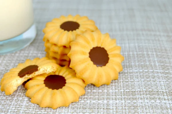 Group of round cookies, Chocolate cookies and cinnamon, Bakery o