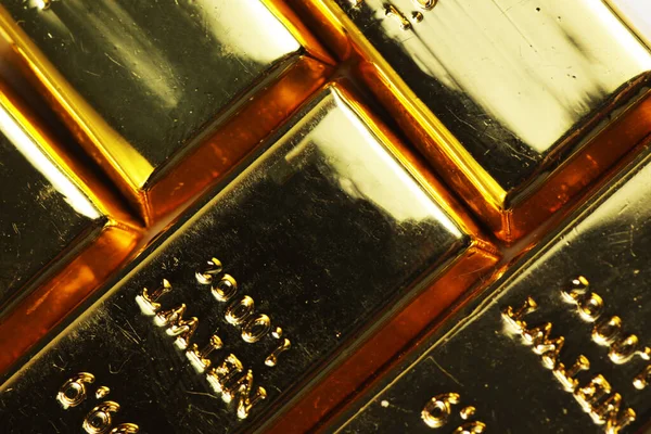 Close Shot Stacked 999 Pure Gold Bar Ingot White Background — Φωτογραφία Αρχείου