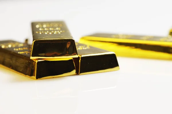 Close Shot Stacked 999 Pure Gold Bar Ingot White Background — Stockfoto