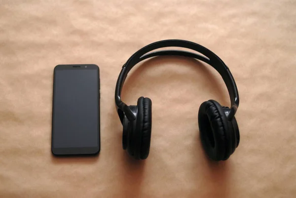 Smartphone Noir Appel Téléphone Casque Musique Écouter Son Électronique — Photo