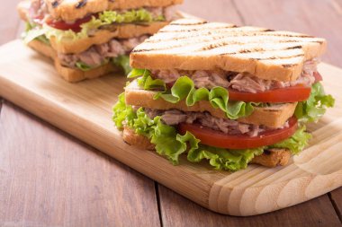 Ton balığı, domates ve lattuce Kulübü York