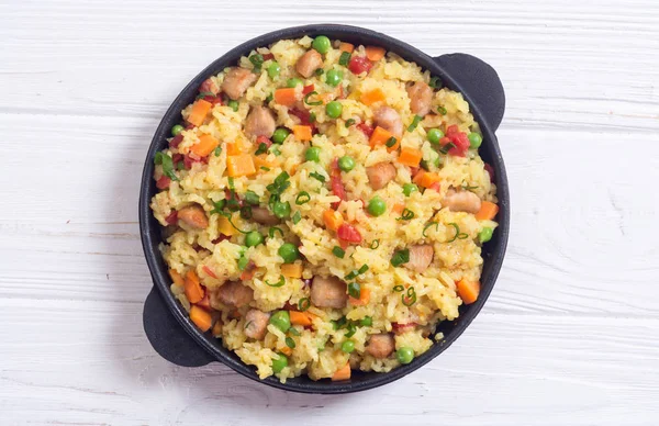 Bezelye, havuç, domates ve Tavuk Risotto